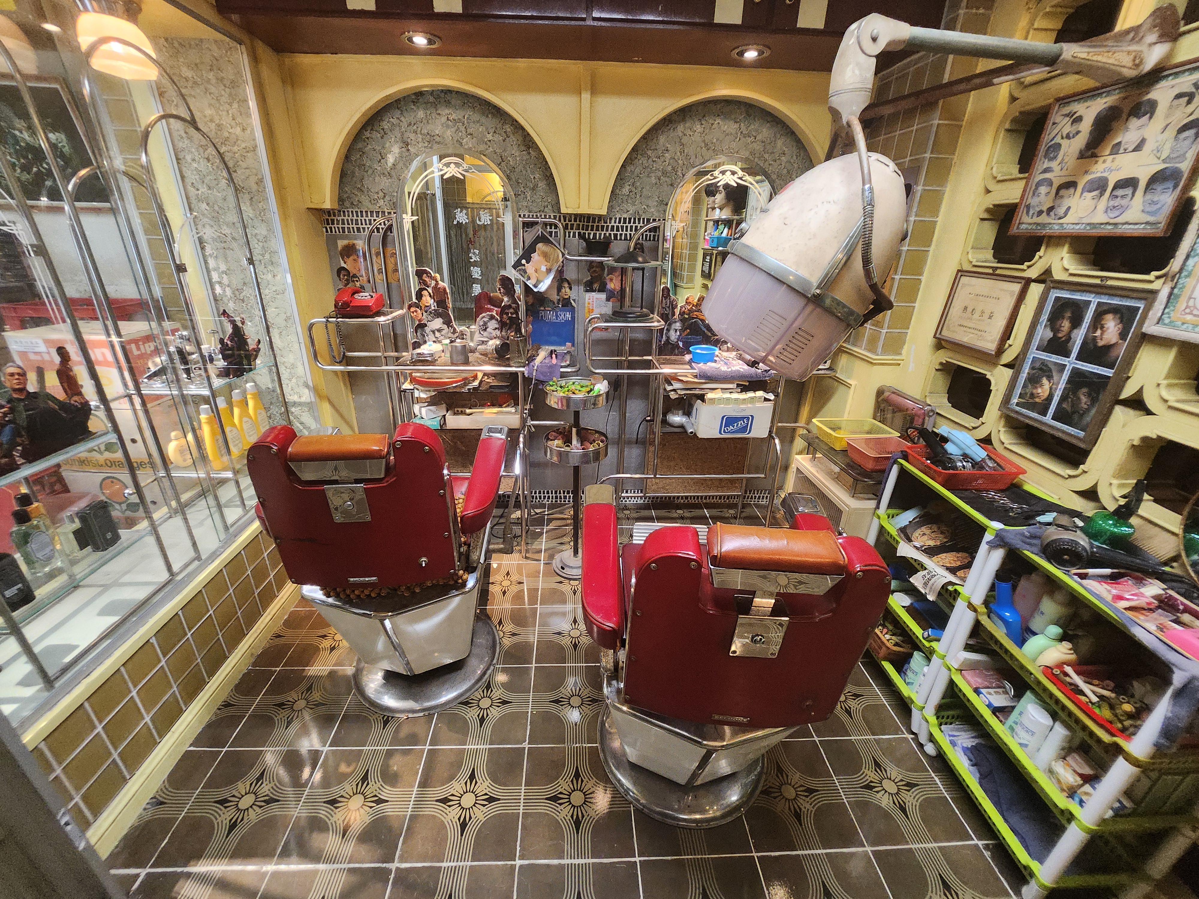 Walled City Park - Old Saloon / BarBer Shop